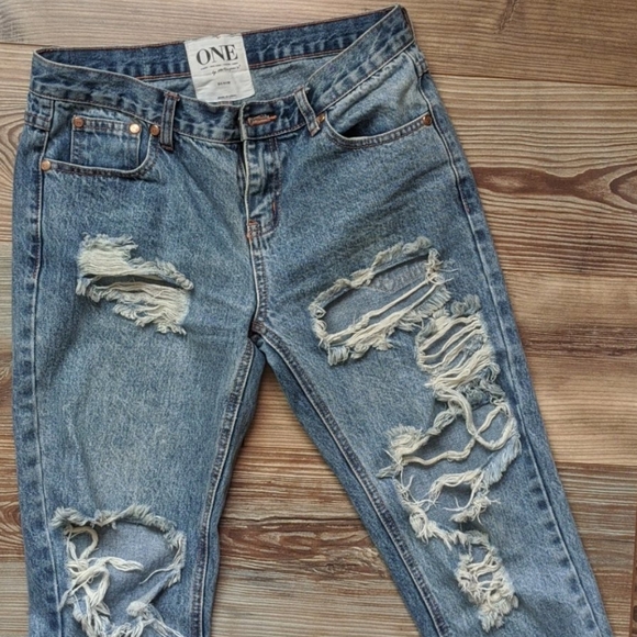 One Teaspoon 'Awesome Baggies' size 25 - Picture 2 of 6